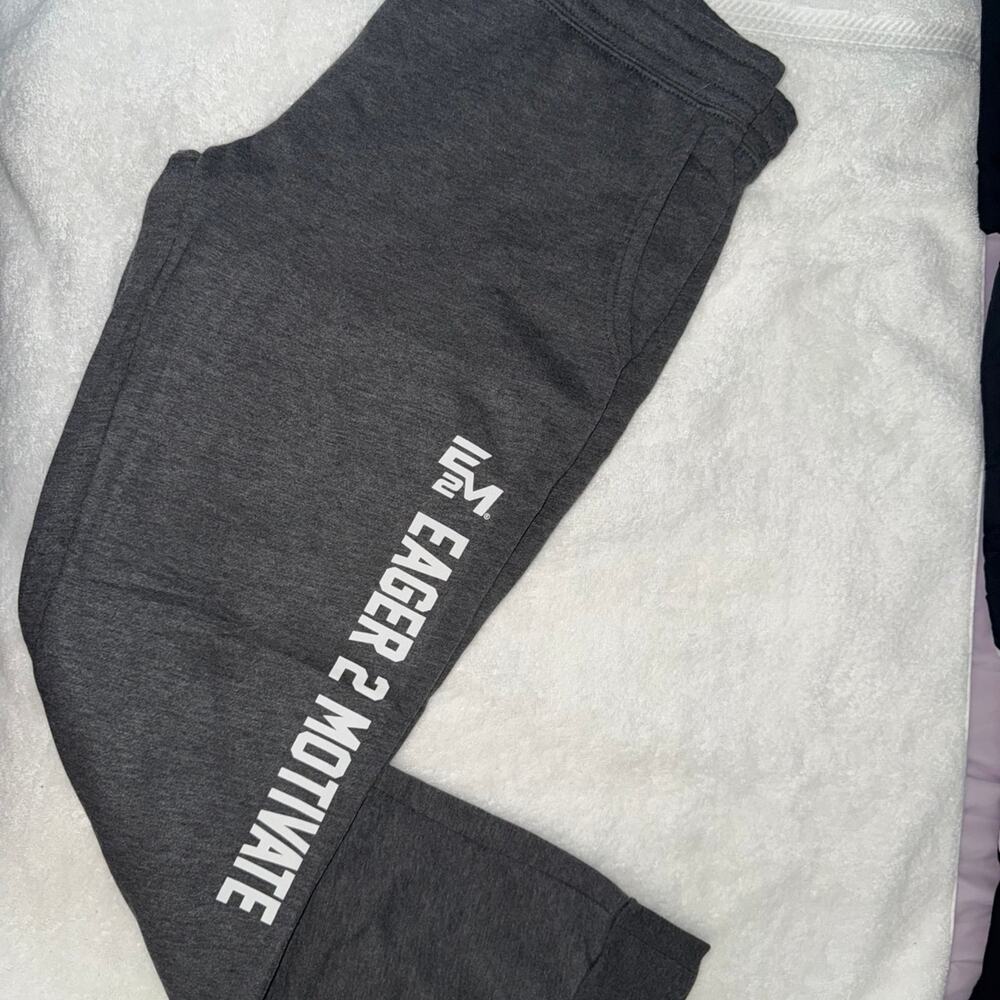 Women’s sweat joggers - l